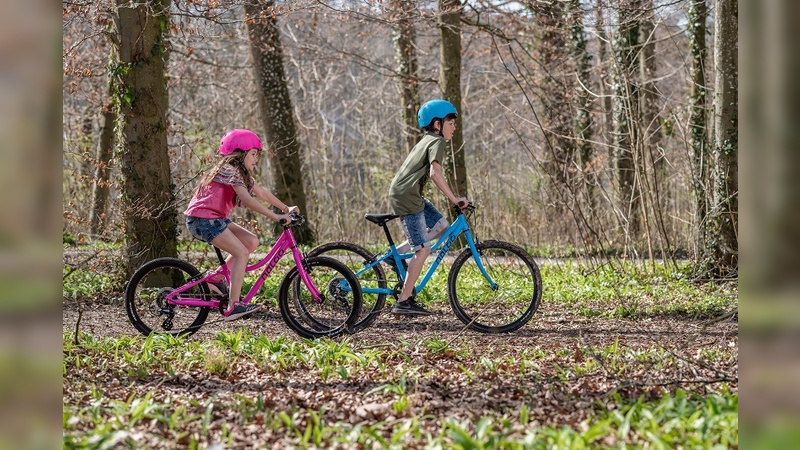 Schweizer Kinderrad-Marke rollt über die Grenzen.