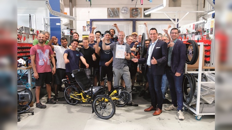 Paul Hollants freut sich über einen weiteren Unternehmenspreis. Paul Hollants freut sich über einen weiteren Unternehmenspreis.