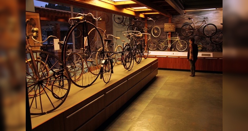 Meilensteine in der Fahrradentwicklung - zu sehen im Marin Museum of Bicycling