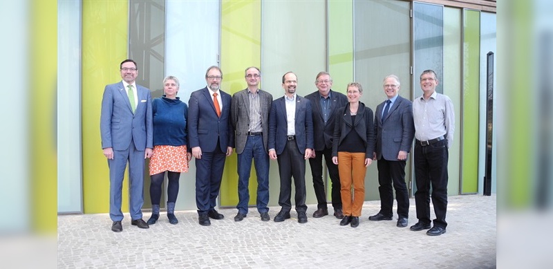 Von links nach rechts: Ulrich Syberg, Birgit Kloppenburg, Raimund Jennert, Thomas Baur, Gereon Broil, Ludger Koopmann, Sabine Kluth, Mario Junglas, Jens Schütte. Quelle ADFC/René Filippek