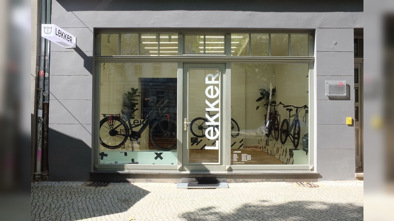 Brand Store in Berlin hat eröffnet. Brand Store in Berlin hat eröffnet.