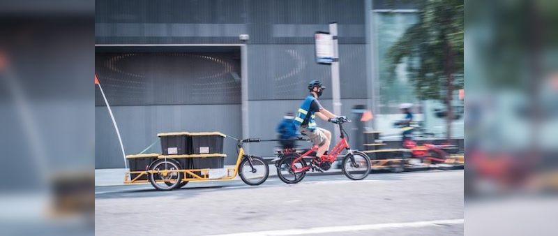 Ein spannendes Gespann: Tern-Cargobike und Anhänger von Carla Cargo.