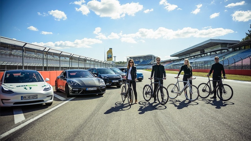 Am Hockenheimring drehen in wenigen Tagen E-Fahrzeuge ihre Runden.