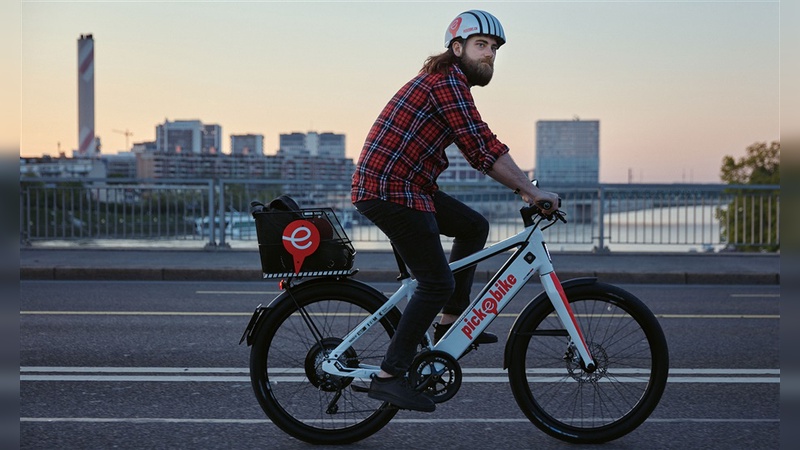 In Basel gibt es seit Mitte Mai mit Pick-e-Bike eine stationslose E-Bike-Sharingflotte. In Basel gibt es seit Mitte Mai mit Pick-e-Bike eine stationslose E-Bike-Sharingflotte.