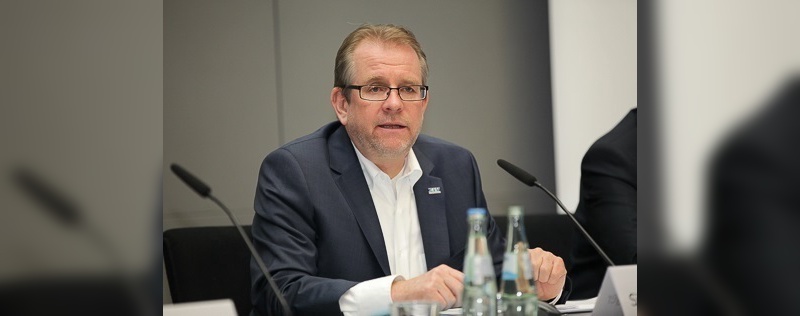Siegfried Neuberger präsentierte in Berlin Rekordzahlen.
