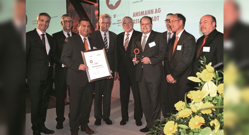 Edgar Ansmann (Aufsichtsratsvorsitzender Ansmann AG), Markus Fürst (Vorstand Ansmann AG), Claus Wilk (stellv. Chefredakteur der Fachzeitung Produktion), Prof. Dr. Bernd Venohr (Vorsitzender), Eduard Altmann (Chefredakteur der Fachzeitung Produktion).