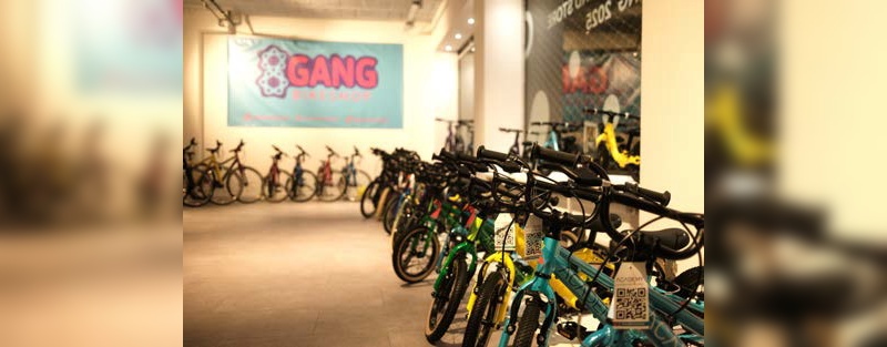 Foto: Coolmobility - Erste Brandstore für ACADEMY geht in Frankfurt an den Start. Foto: Coolmobility - Erste Brandstore für ACADEMY geht in Frankfurt an den Start.