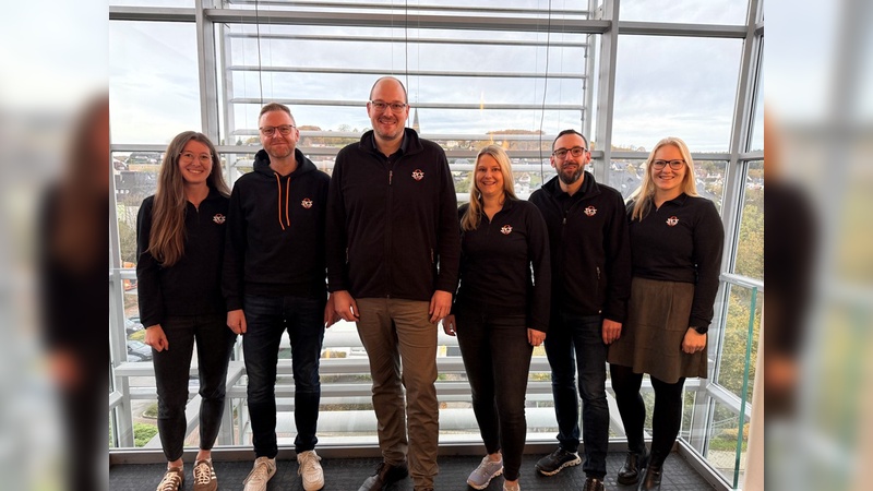 Foto: Foto: Nikolas Bosen - v.l.n.r.: Lena Brune, Frederik Reichert, Marcel Spork, Sarah Baukmann, Christopher Hetzel, Anika Ochel Foto: Foto: Nikolas Bosen - v.l.n.r.: Lena Brune, Frederik Reichert, Marcel Spork, Sarah Baukmann, Christopher Hetzel, Anika Ochel