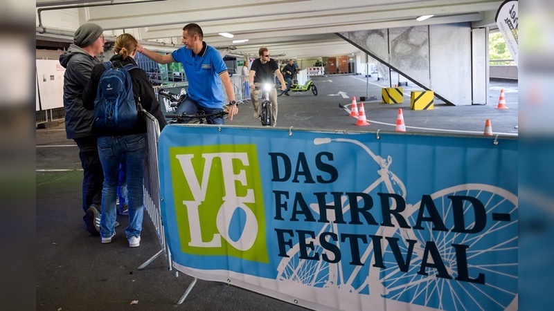 Die VELO machte zum ersten Mal Station in Hamburg