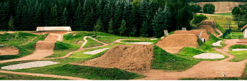 Ein Traum im Grünen: der neu gestaltete Bike-Park von Messingschlager