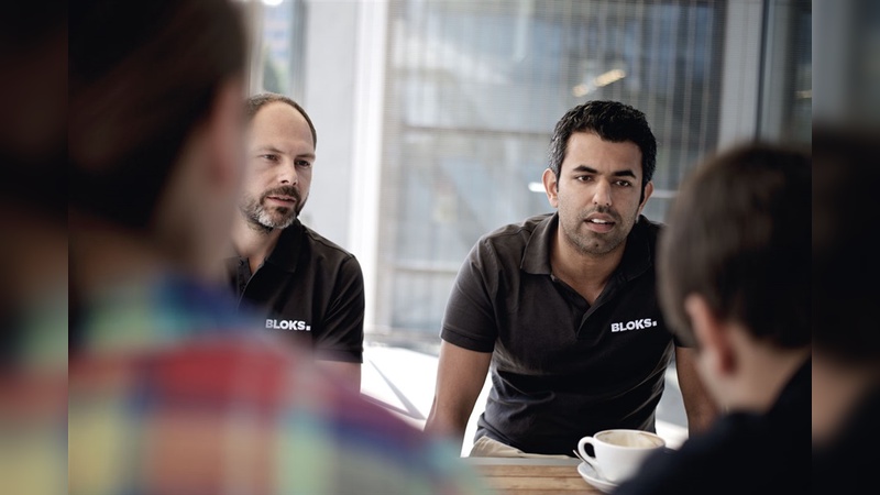 Vertriebsleiter Thomas Hummel (links) und der kaufmännische Leiter Viasta Vardjavand geben Einblicke in das Geschäftsmodell von Bloks.