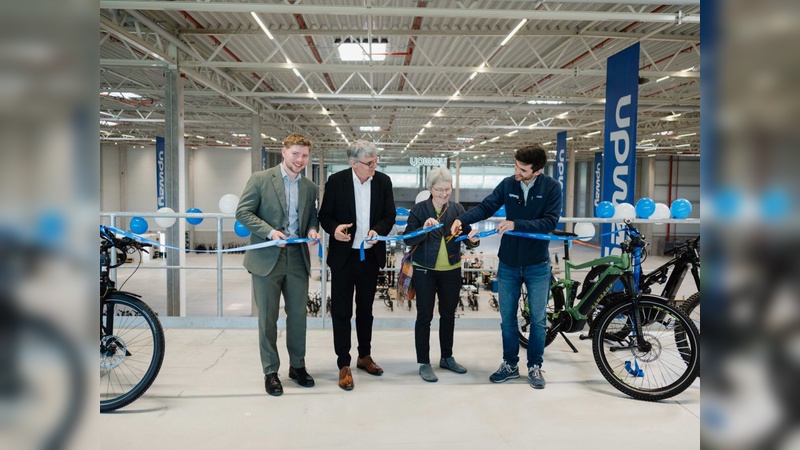 Foto: Tobias Roth - Feierliche Eröffnung des Upcenters in Illingen