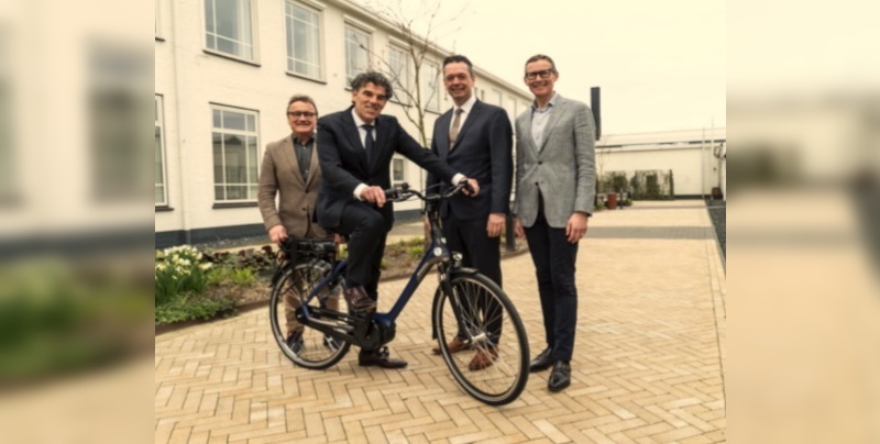 v.l.: Jan Boersma, Director Zilt Bikes,  Rob Hermans, CEO Fletcher Hotels, Edwin van Heteren, CFO Fletcher Hotels und Sten van der Ham, Director Accell Benelu