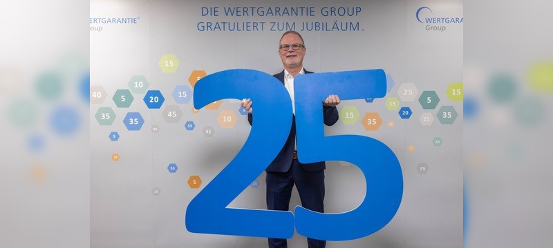 Georg Düsener verabschiedet sich nach 25 Jahren bei Wertgarantie in den Ruhestand.