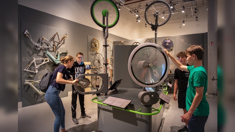 Die internationale Wanderausstellung "Bike It" feiert Europa-Premiere.