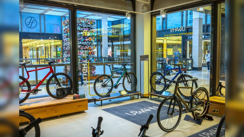 Foto: Urwahn - Brand Space bei Bicicli in der Friedrichstraße in Berlin Foto: Urwahn - Brand Space bei Bicicli in der Friedrichstraße in Berlin