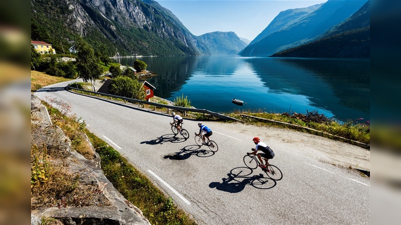 Mit neuen Zielen, wie hier Norwegen, wollen Reiseveranstalter auch neue Potenziale im Radsporttourismus erschließen.