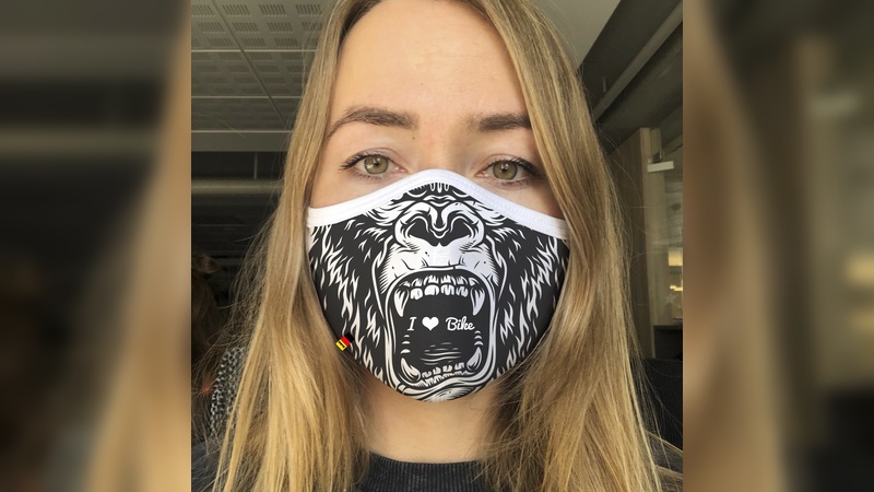 Individuell gestaltete Mund-Nasen-Masken 