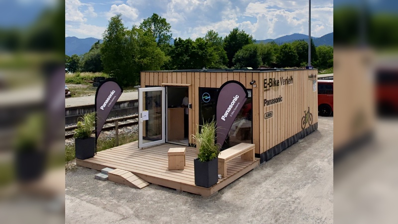 Foto: Panasonic Mobility - Mobility Hub in Gmund am Tegernsee