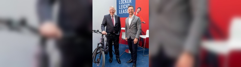 Foto: Christian Kruppa - Christoph Ahlhaus und Nils Hofmann beim Zukunftstag Mittelstand in Berlin