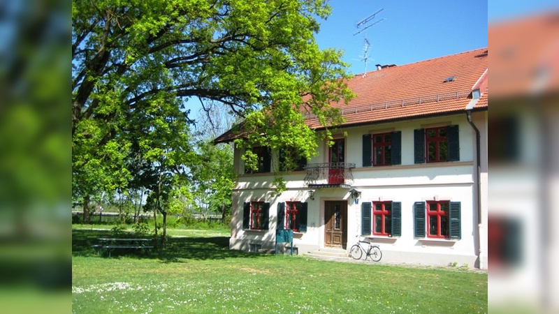 Ein altes Gutshofgebäude in Unterbiberg bei München ist die neue Heimat von velobiz.de.