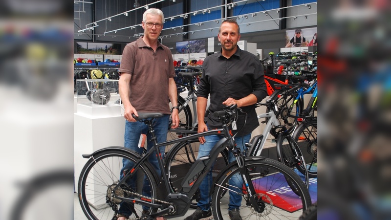 Fritz Reischl (links) und Felix Zimmermann führen die Bike Group
