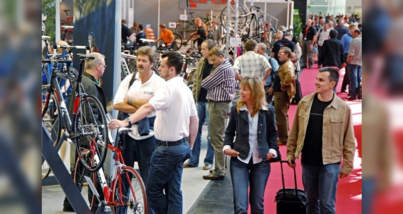 Auf der IFMA herrschte 2007 bei geringerer Besucherzahl eine konzentrierte Arbeitsatmosphäre. (Foto: Kölnmesse)
