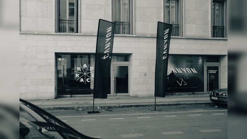 Foto: Canyon Bicycles - Rad Race wird Experience Partner mit neuem Store in Berlin-Mitte Foto: Canyon Bicycles - Rad Race wird Experience Partner mit neuem Store in Berlin-Mitte