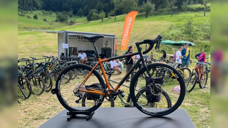 Foto: Tout Terrain - eine Sonderedtion wurde für einen guten Zweck verlost. Foto: Tout Terrain - eine Sonderedtion wurde für einen guten Zweck verlost.