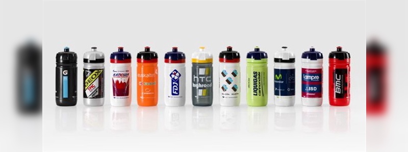 Trinkflasche Corsa in vielen Team-Designs