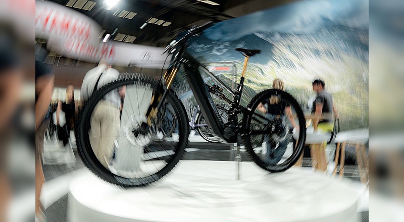 Foto: Raymon - gezeigt auf der Eurobike- E-Mountainbikes mit der neuen Motorengeneration von Yamaha Foto: Raymon - gezeigt auf der Eurobike- E-Mountainbikes mit der neuen Motorengeneration von Yamaha