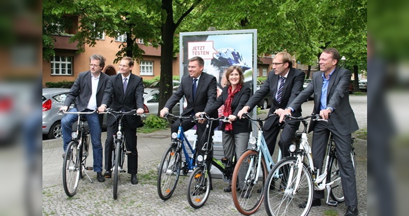 Politikprominenz beim Startschuss der Verkehrssicherheits-Kampagne