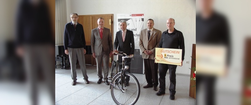 Preisübergabe mit Oberbürgermeister Jürgen Roters, Andreas Gehlen und dem Gewinner Klaus Hoffmann