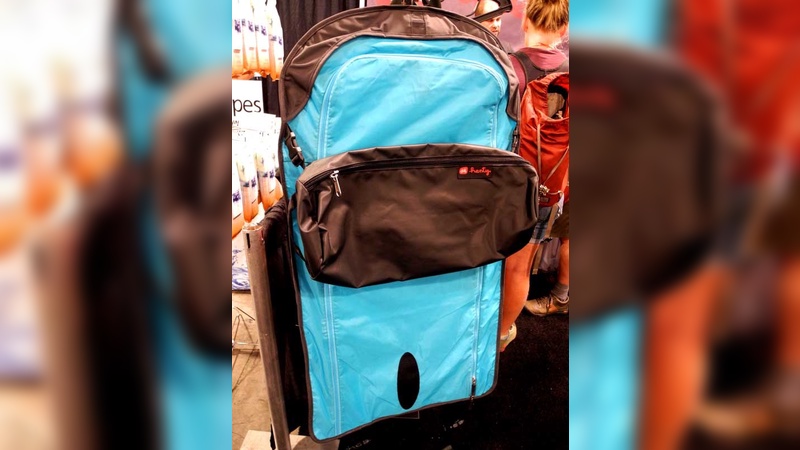 Tasche für Anzugträger auf dem Fahrrad Tasche für Anzugträger auf dem Fahrrad