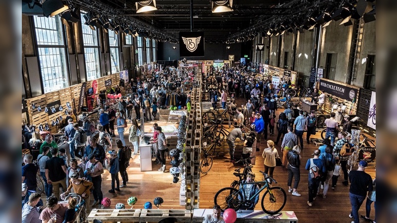 Das Urban Bike Festival lockt in den "Schiffbau" in Zürich.