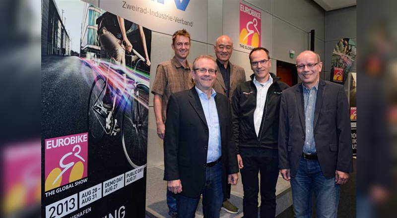 Stefan Reisinger (Messe FN), Siegfried Neuberger (ZIV), Tony Lo (Giant), Mathias Seidler (Derby), Thomas Kunz (VDZ)