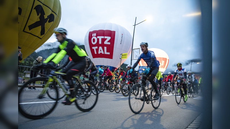 Der Ötztaler Radmarathon findet bei der 42. Auflage im kommenden Jahr bereits am 9. Juli statt.