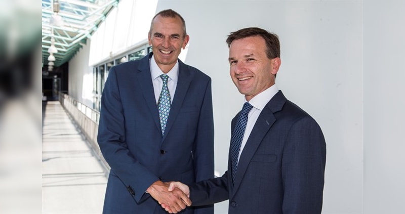 Andrew Fowles (links) begrüßt den neuen CEO von Reed Exhibitions in Österreich