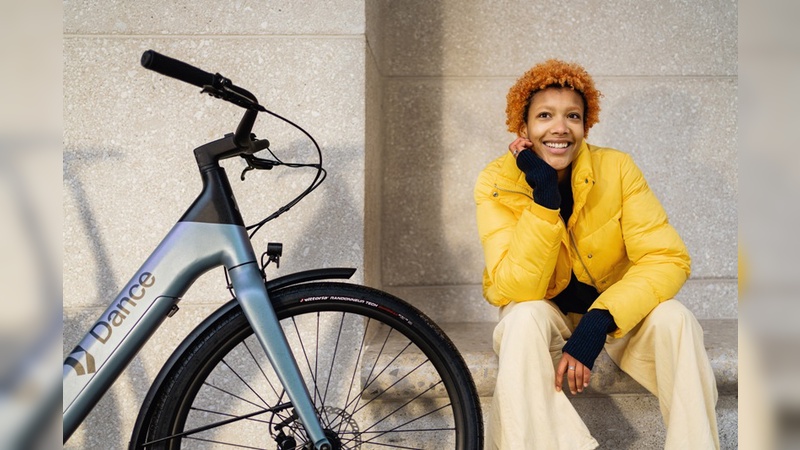 Der Spezialist für E-Bikes, die im Abo bezogen werden können, setzt künftig GPS-Tracker serienmäßig ein.