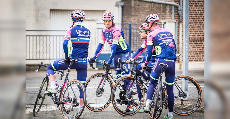 Als bisher einziges Profi-Team der höchsten Liga schickte das Team Lampre-Merida all seine Fahrer mit Scheibenbremsen in den Frühjahrsklassiker Paris-Roubaix. Drei Tage nach diesem Rennen wurde der Testbetrieb durch die UCI ausgesetzt.