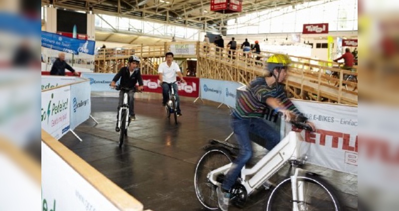 Teststrecke für E-Bikes auf dem Messegelände in München