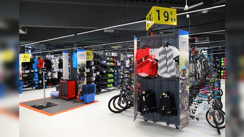In Völsendorf bei Wien hat Decathlon die erste Filiale in Österreich eröffnet. In Völsendorf bei Wien hat Decathlon die erste Filiale in Österreich eröffnet.