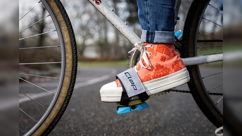 ClipClap verbindet Alltagsschuhe mit Klickpedalen