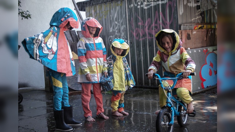 Regenkleidung für den Radler-Nachwuchs