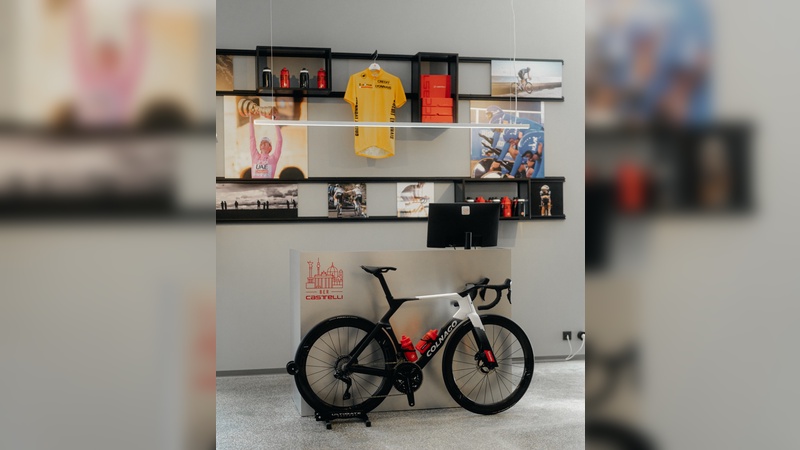 Foto: Pia Nowak - Castelli-Store in Berlin Mitte