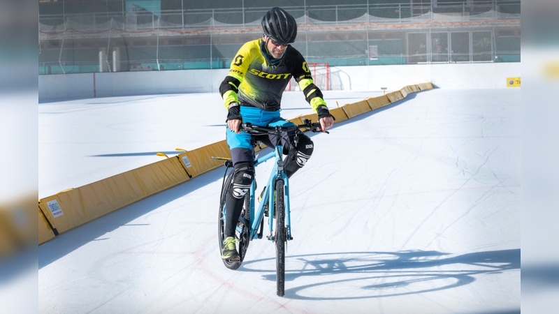 Fahreigenschaften von Winterreifen fuer Fahrraeder im Test