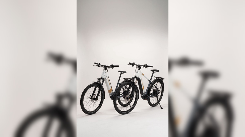 Die neuen E-Bike-Modelle  E-Power MTC Elite CX8 Gent und E-Power MTC Elite CX8 Wave von Corratec bieten ideale Voraussetzungen für Touren zu zweit.