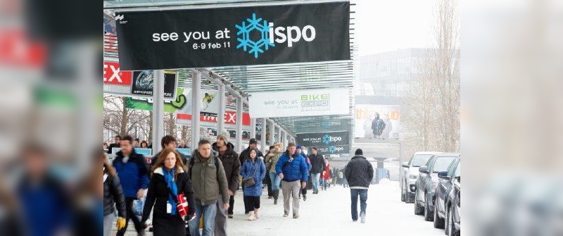 Draußen Winter, drinnen Wintersport - der Rahmen in München passte.