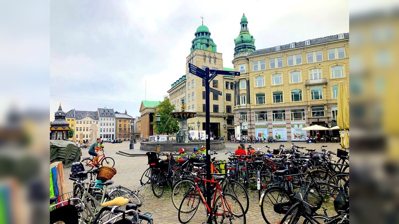 Das Fahrrad ist ein wichtiges Transportmittel in Kopenhagen. Das Fahrrad ist ein wichtiges Transportmittel in Kopenhagen.