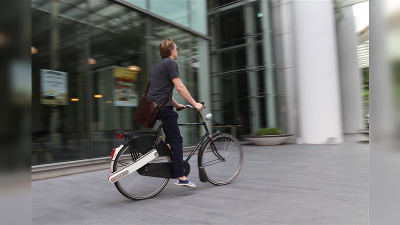 Forschungsprojekt mobiler Fahrradmotor. Forschungsprojekt mobiler Fahrradmotor.